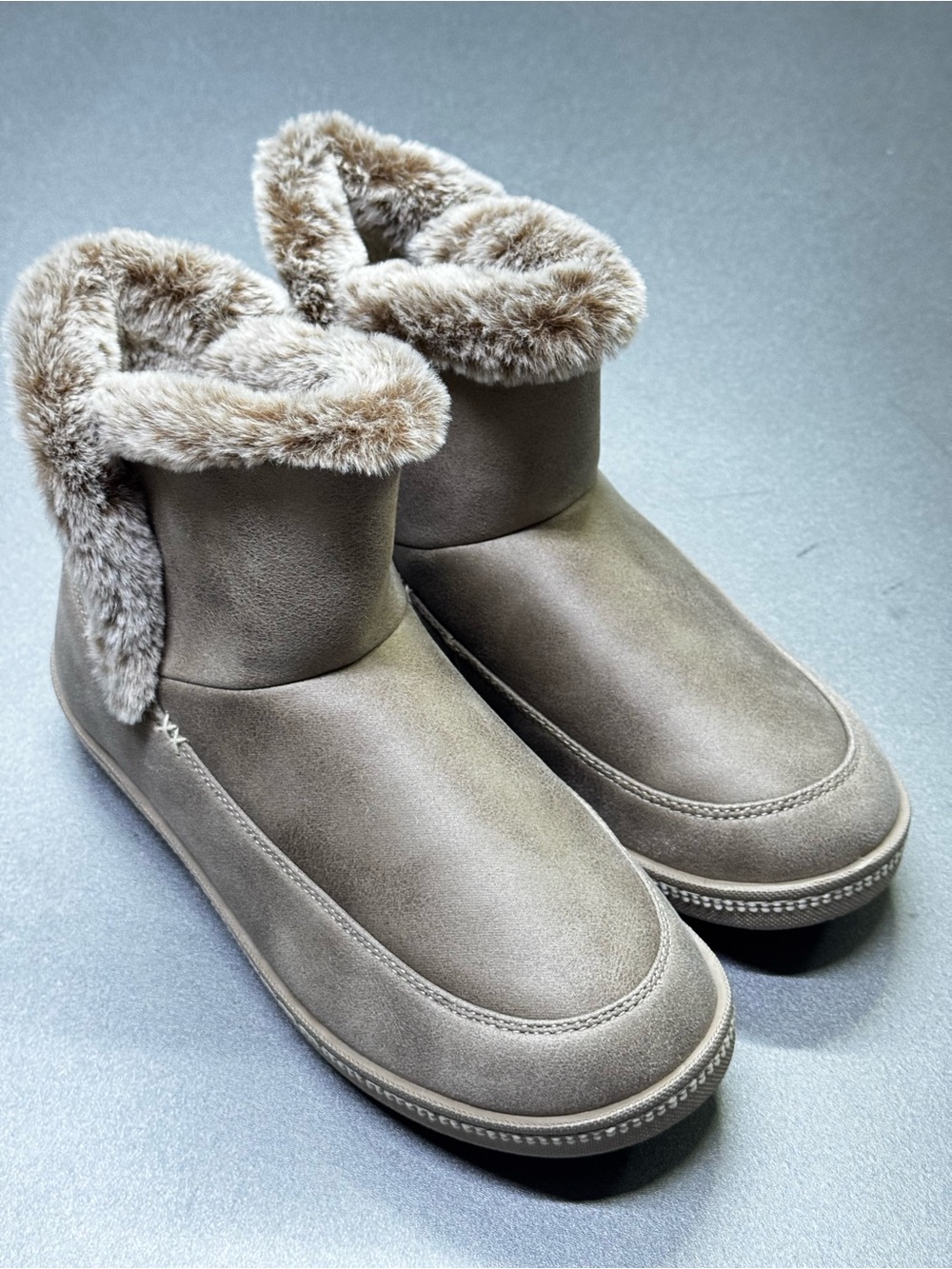 Skechers Taupe brown Faux Fur Lined Winter Boots Size 8.5 NWOB